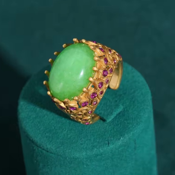 Imperial Jade Emerald Dynasty Antique Brass Masterpiece Ring - Picture 2 of 6